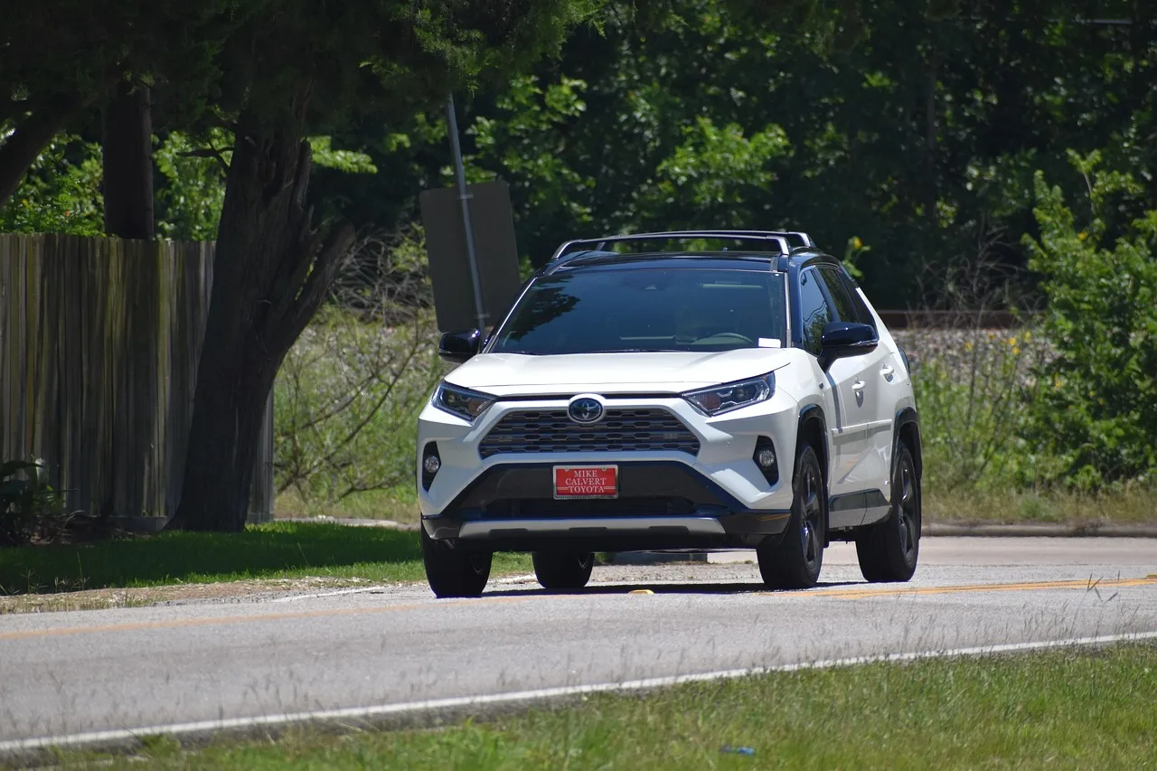 Toyota Yaris Cross 2026 – promocyjne ceny i pełna gama hybryd