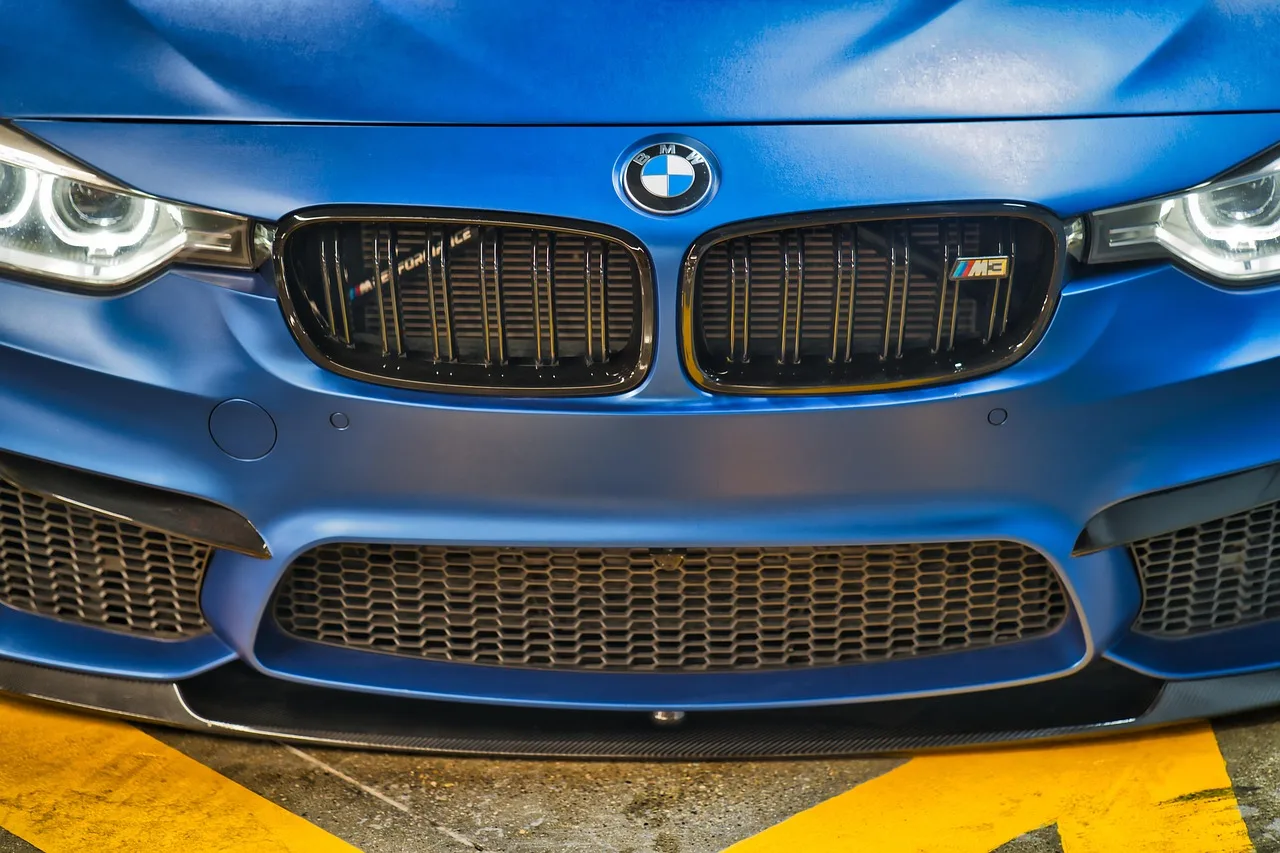 58% wskazało BMW. Nowe badanie ujawnia, którzy kierowcy irytują najbardziej