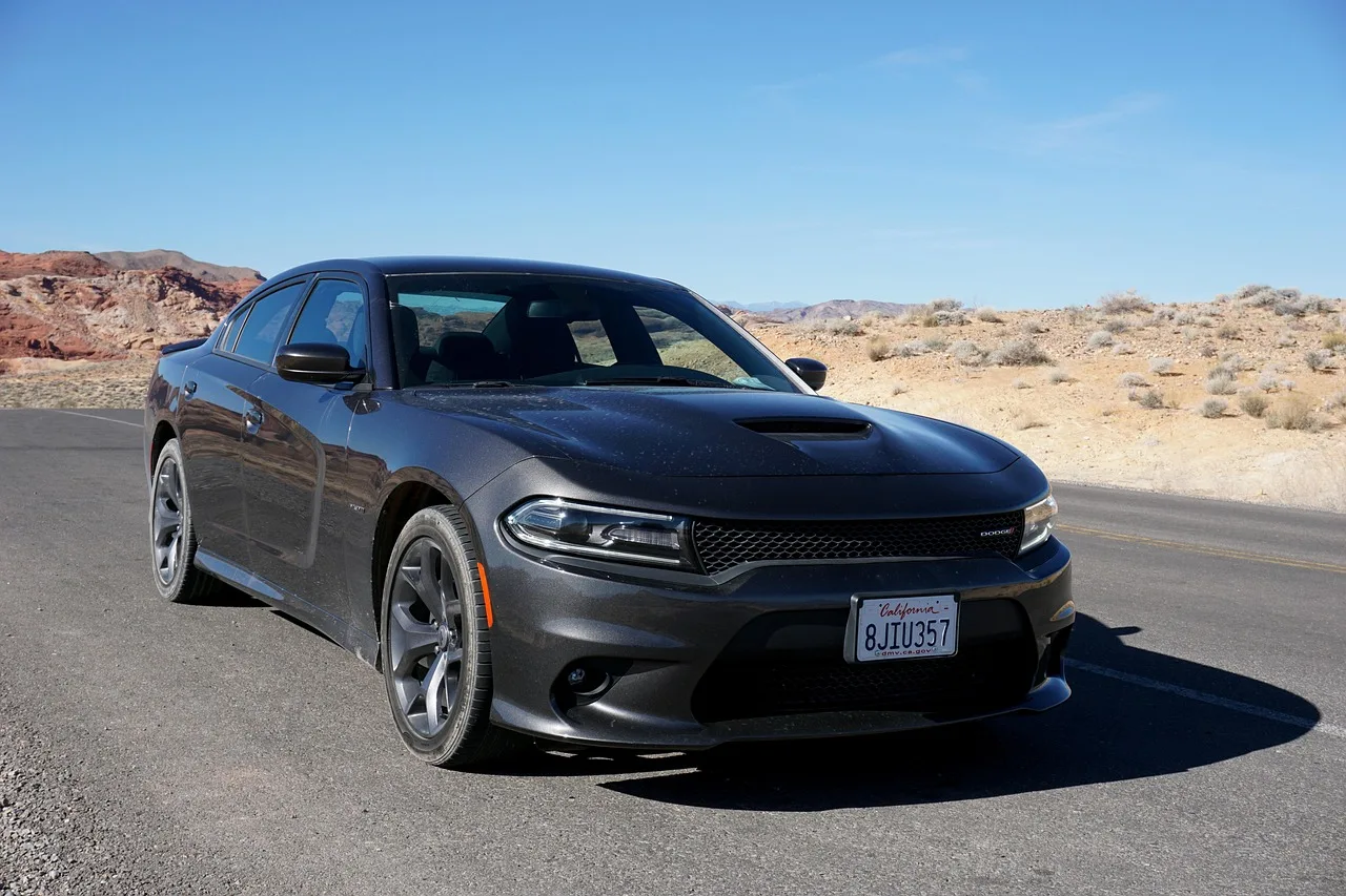 Dodge Charger LD z USA: kultowy sedan za 40 tys. zł – czy warto się skusić?