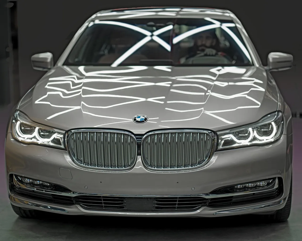 Nowa klasa bezpieczeństwa: BMW iX3 z pięcioma gwiazdkami w ostrzejszym Euro NCAP
