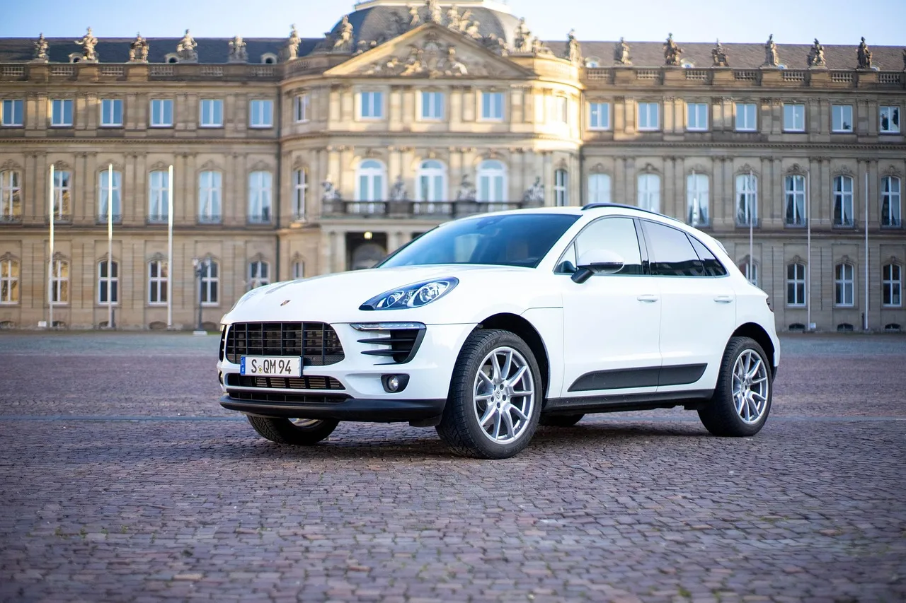 Koniec ery benzynowego Macana. Porsche szykuje następcę, ale dopiero za dwa lata