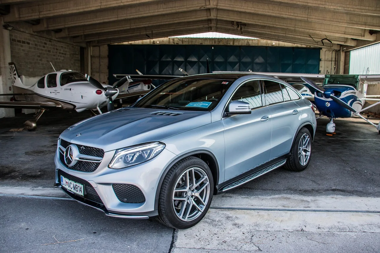 Mercedes-Benz GLE: 23 606 aut do kontroli przez ryzyko utraty napędu