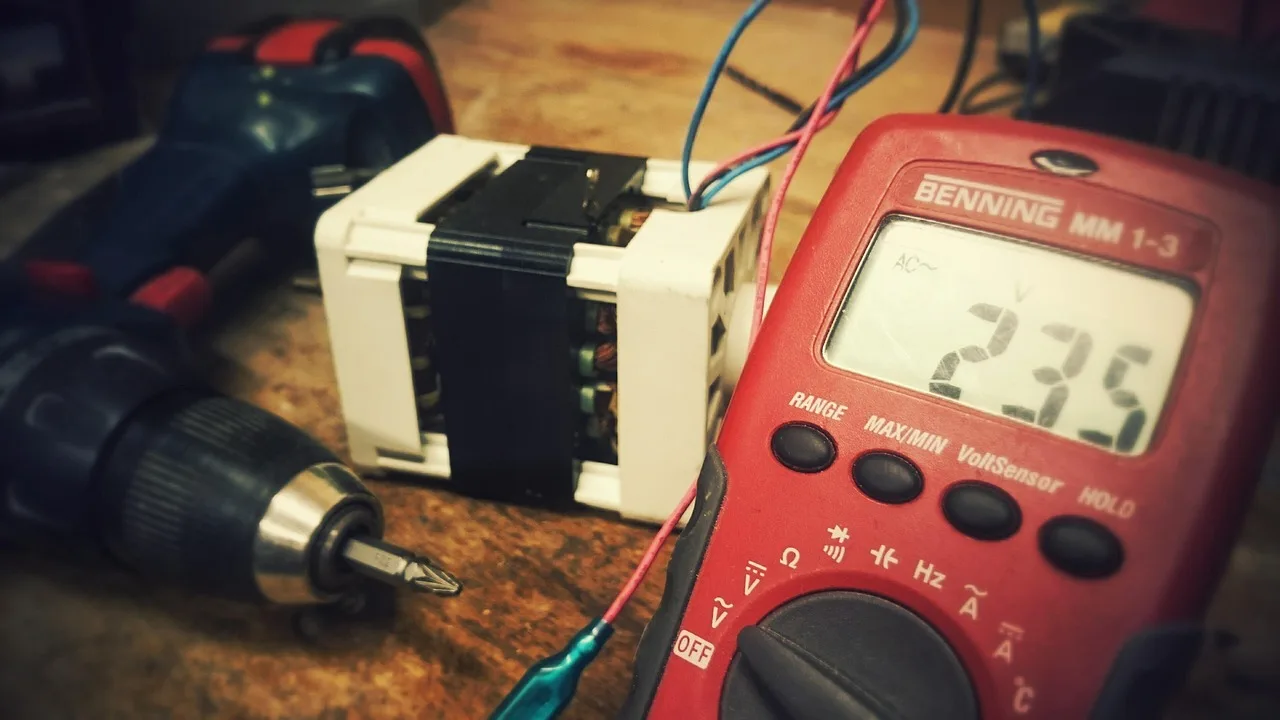 Elektronika w autach winduje rachunki za naprawy. W USA serwis zdrożał o 60 proc.